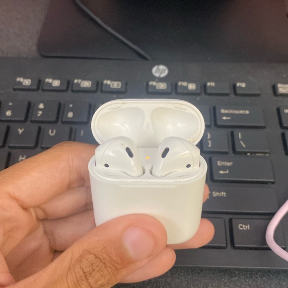 AirPods generation 2